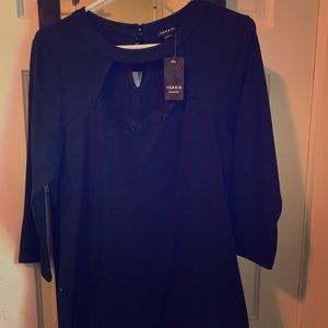 Black scoop neck shirt - BRAND NEW!